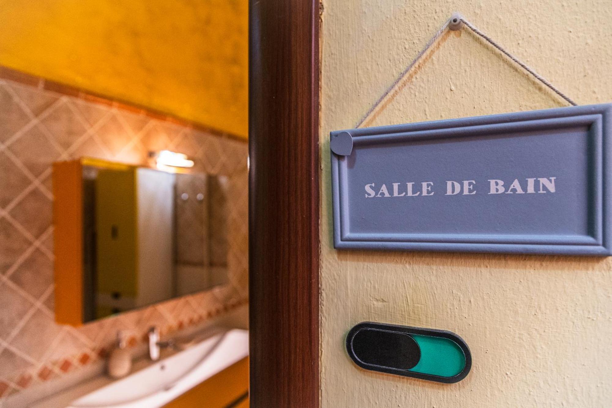La Casa Di Ryan - Camere - Policlinico - Cittadella Monserrato Kültér fotó